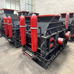 鵝卵石制砂機價格|鵝卵石制沙機設(shè)備|鵝卵石破碎機生產(chǎn)線廠家