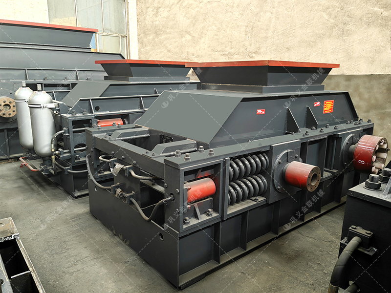 青石和河卵石哪個制砂好？用對輥破碎機(jī)怎么樣？